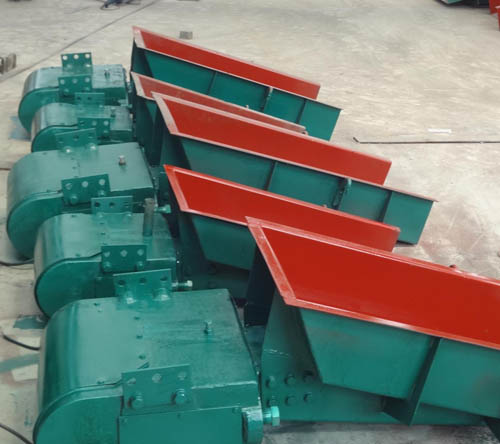 電磁給料機(jī)廠家多臺(tái)展示 電磁給料機(jī)廠家多臺(tái)展示