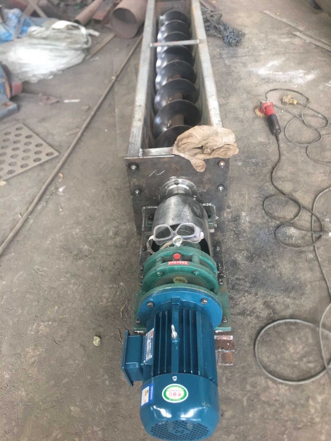 小型螺旋輸送機(jī) 小型螺旋輸送機(jī)