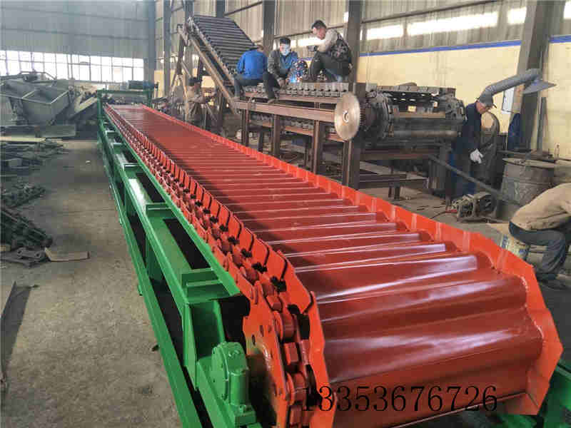 板鏈輸送機 板鏈輸送機