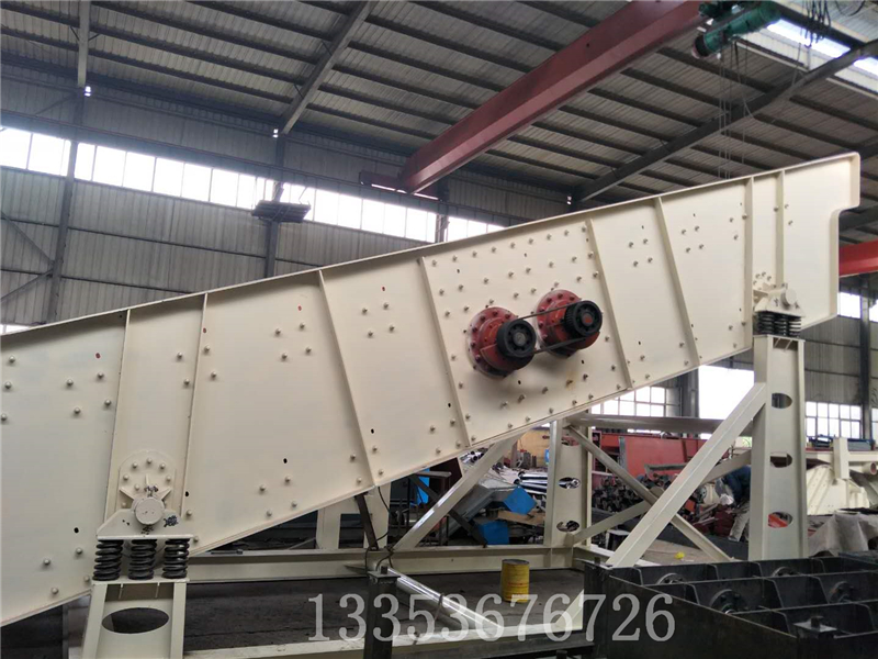 重型礦用圓振動篩1 重型礦用圓振動篩1