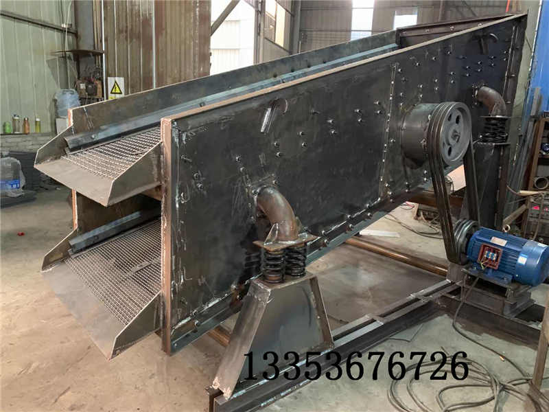 石料振動(dòng)篩分機(jī)喂料不勻稱會造成哪些原因？1