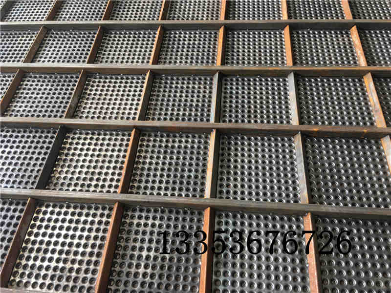 硅鐵渣方形搖擺篩的篩分和清網(wǎng)方式分為哪幾種？2